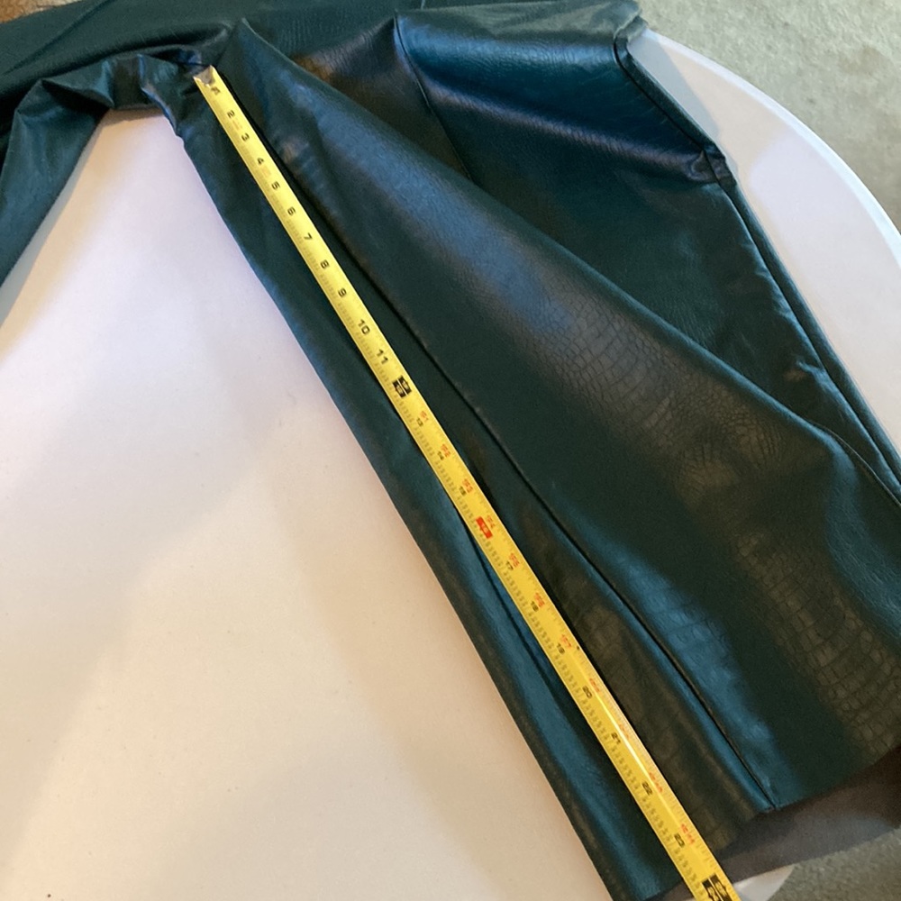 J Jason Wu Faux Leather Croc Culotte Pants Evergreen Size 10 - Picture 13 of 13